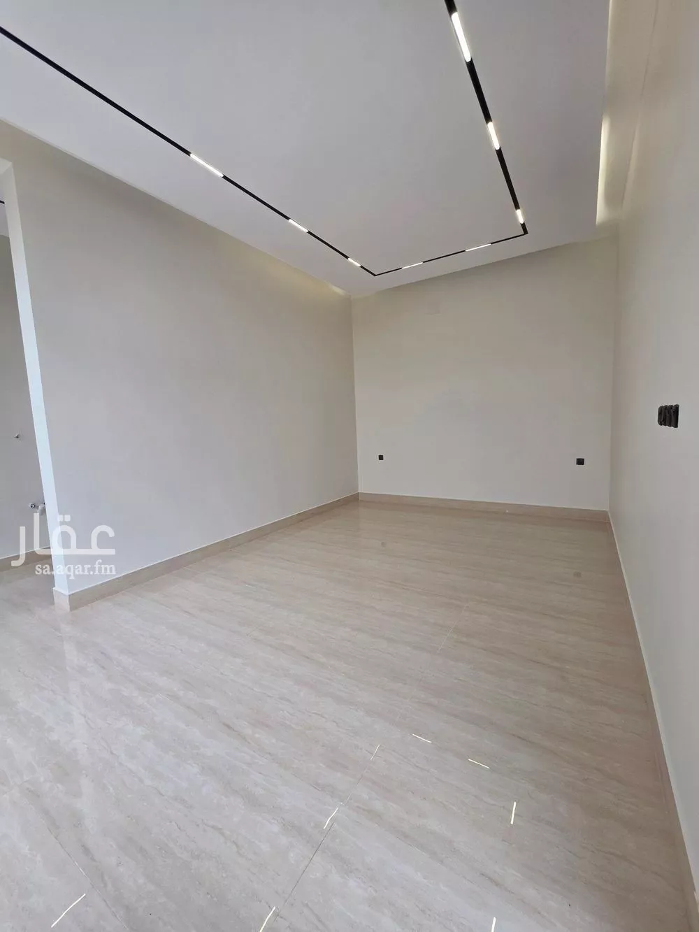 6 bedroom villa in Al Rimal 6