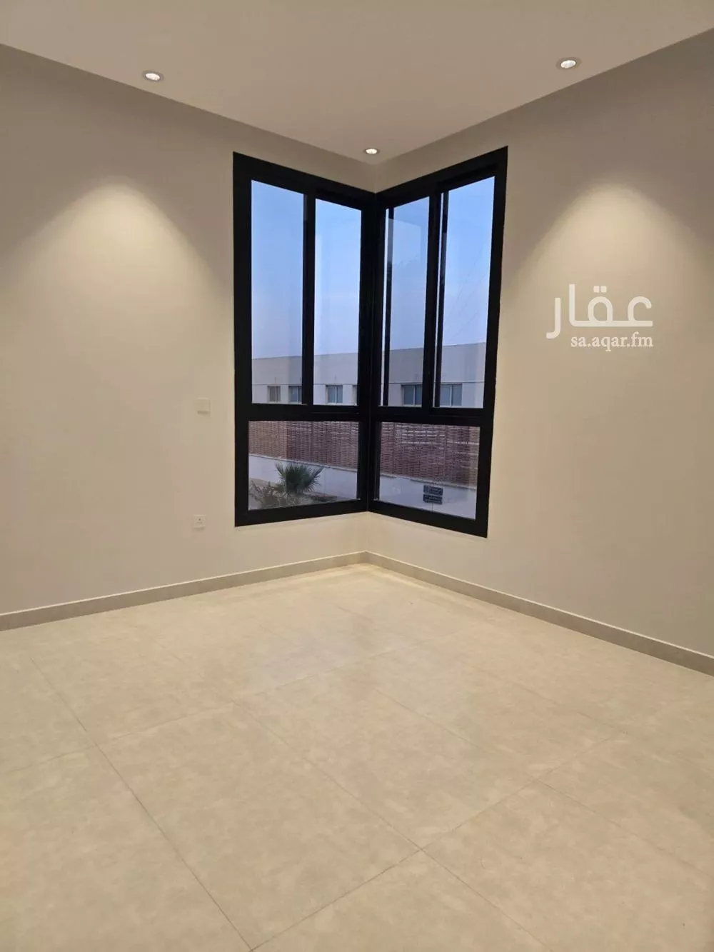 4 bedroom apartment in Al Safa 15