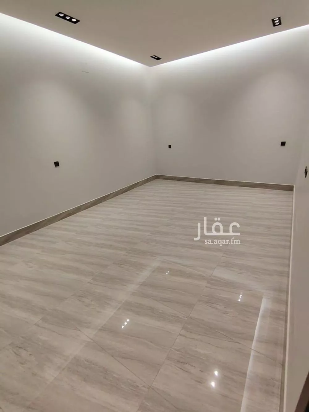 فيلا 5 غرف في الرمال 15