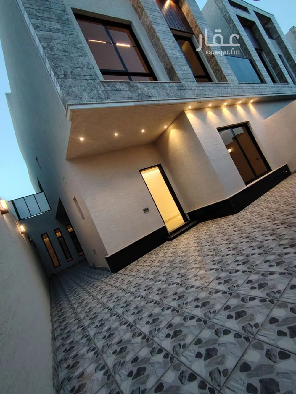 فيلا 5 غرف في الرمال 7