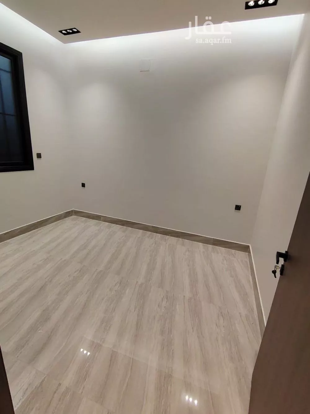 فيلا 5 غرف في الرمال 8