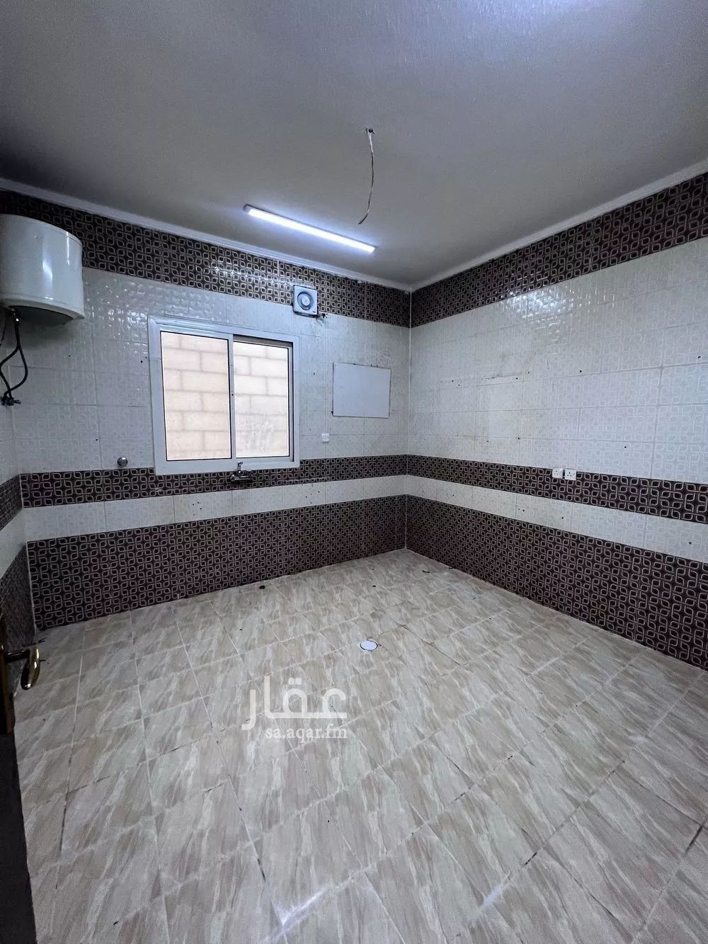 شقة 3 غرف في الرمال 4