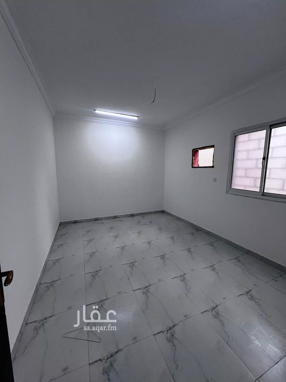 شقة 3 غرف في الرمال 5