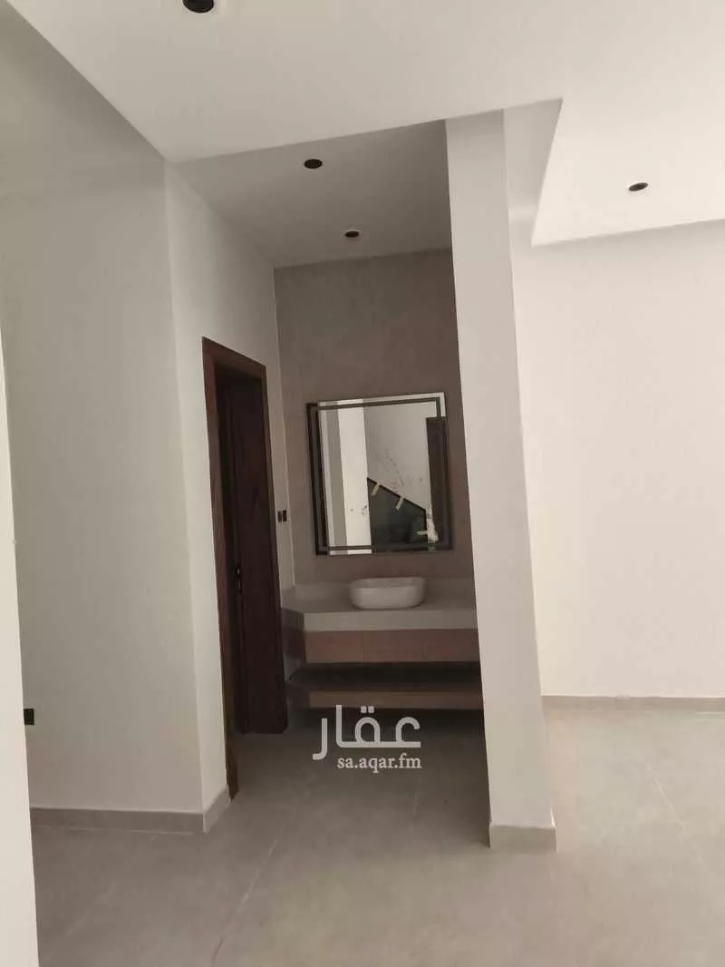 فيلا 4 غرف في الفاروق 6