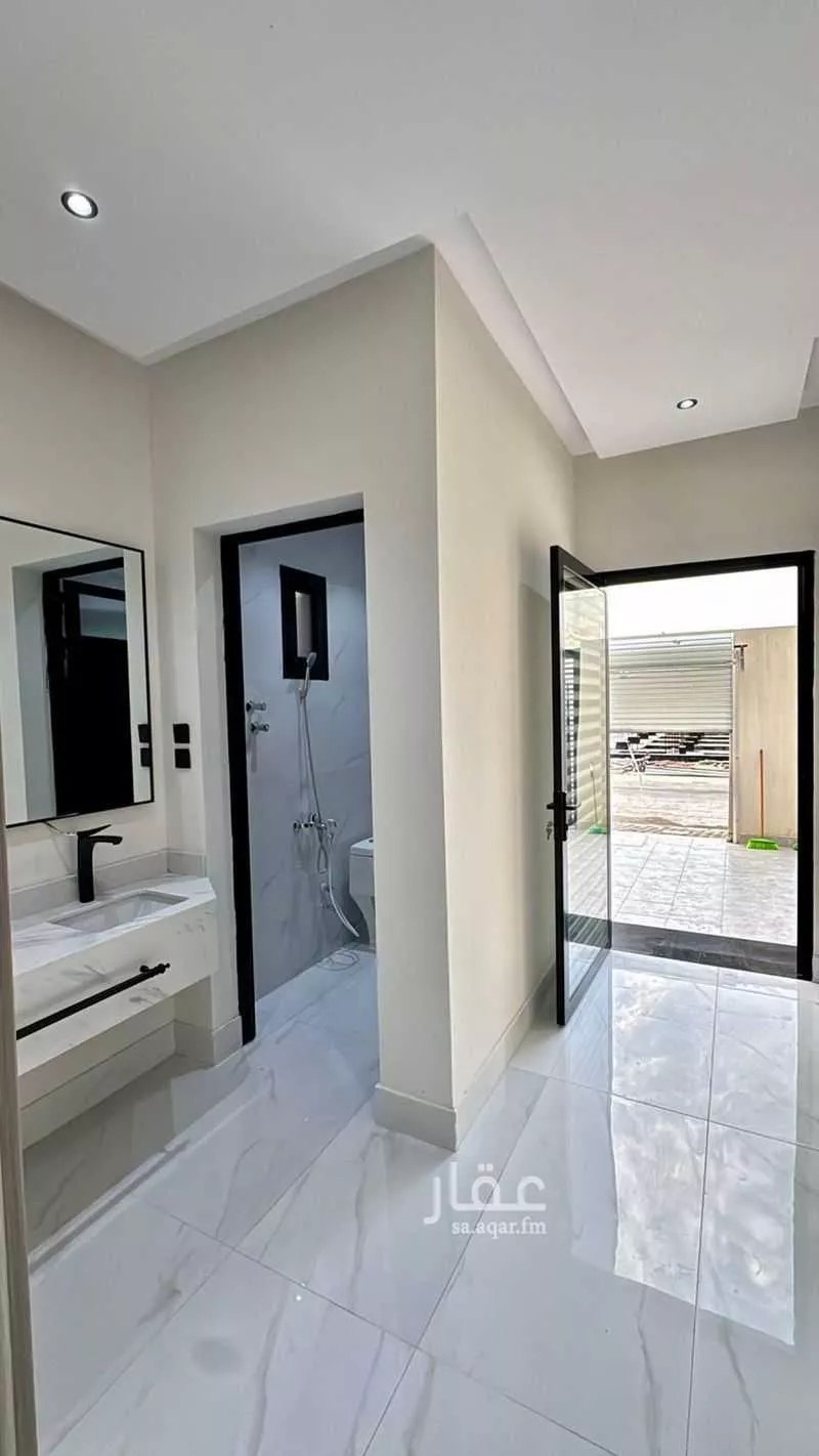 فيلا 7 غرف في الشراع 11