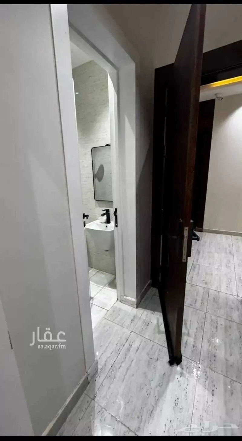 4 bedroom apartment in Al Qadisiyah 6