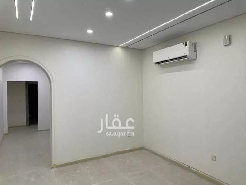 880 sqm building in Al Gharra 5
