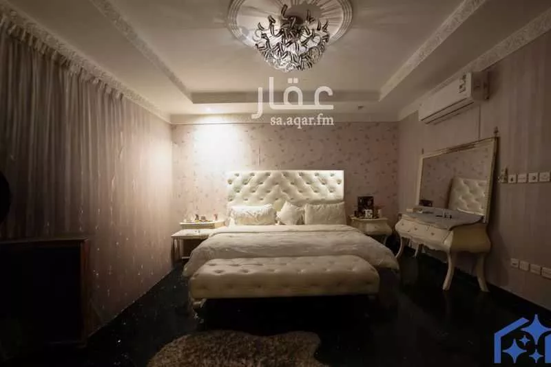 فيلا 8 غرف في البساتين 18