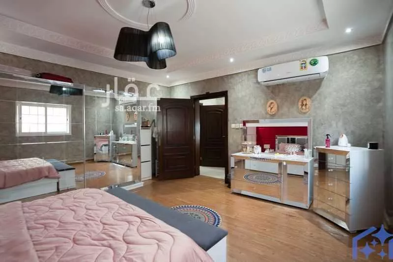 فيلا 8 غرف في البساتين 21