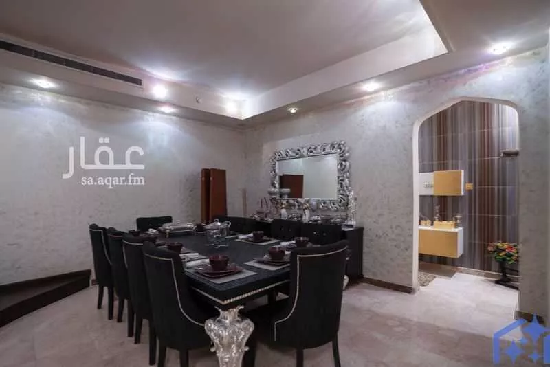 فيلا 8 غرف في البساتين 6