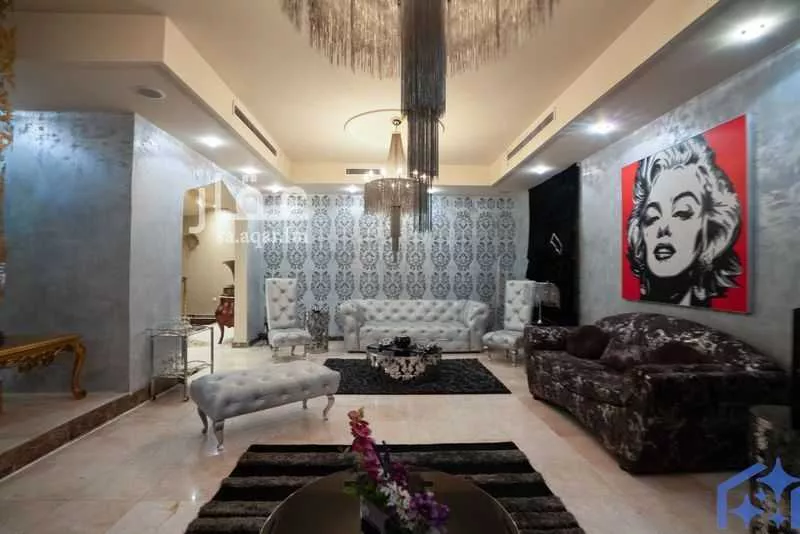 فيلا 8 غرف في البساتين 9