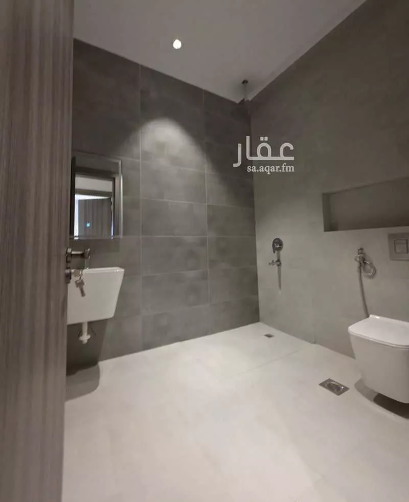 شقة 4 غرف في الصفا 7