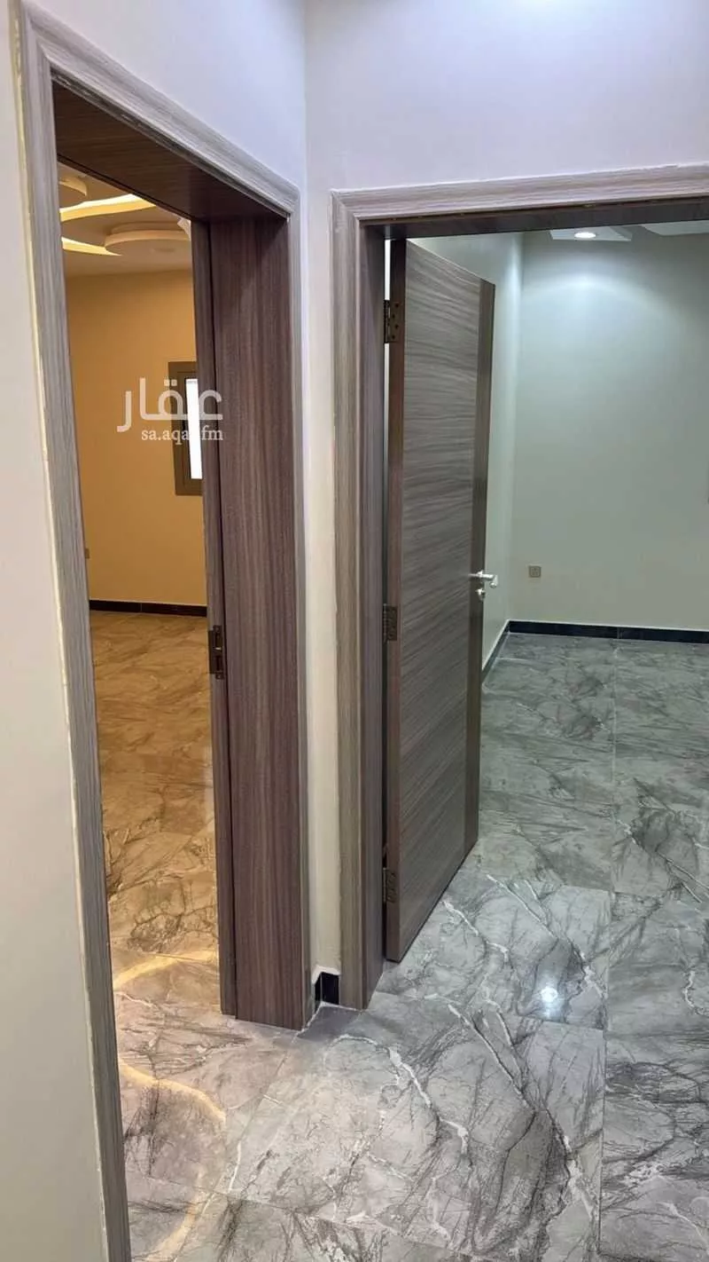 شقة 4 غرف في الريان 6