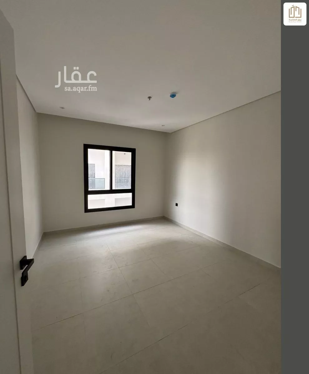 شقة 3 غرف في البحر 7