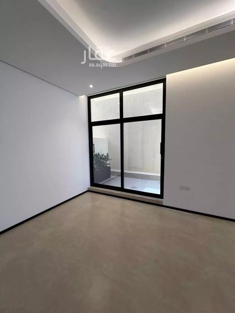 3 bedroom floor in Al Malqa 12