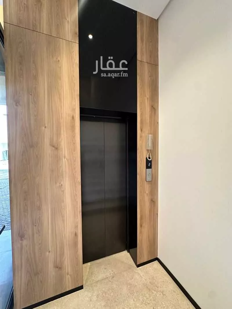 3 bedroom floor in Al Malqa 7