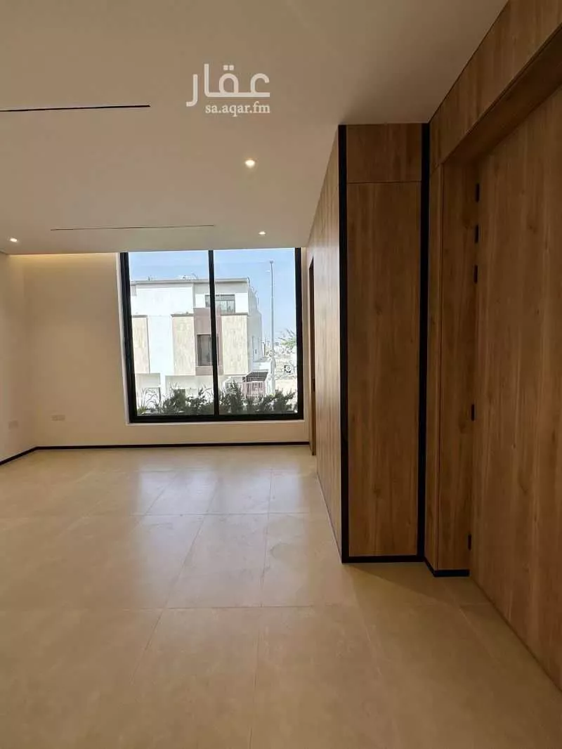3 bedroom floor in Al Malqa 9