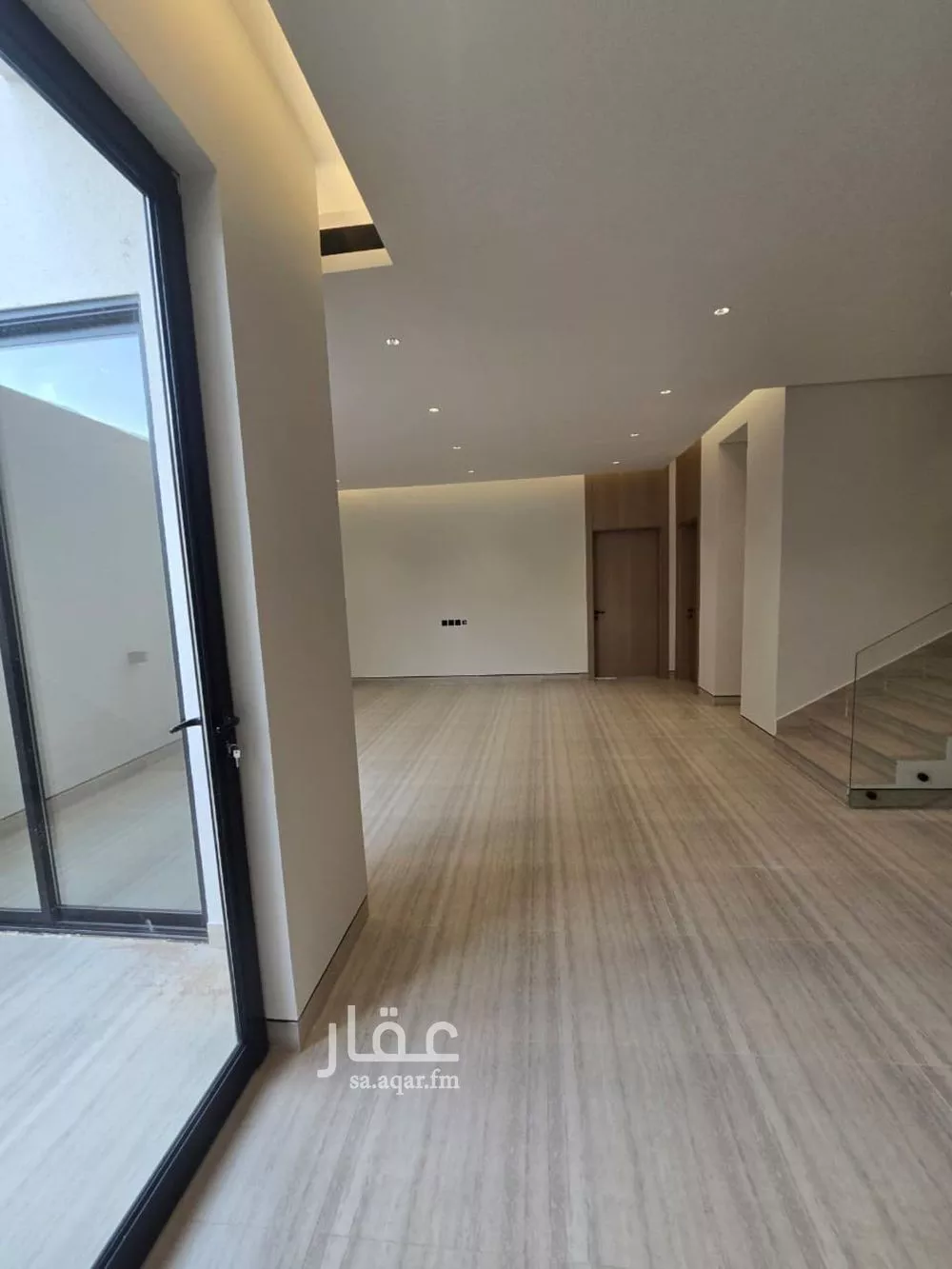 دور 3 غرف في العارض 3