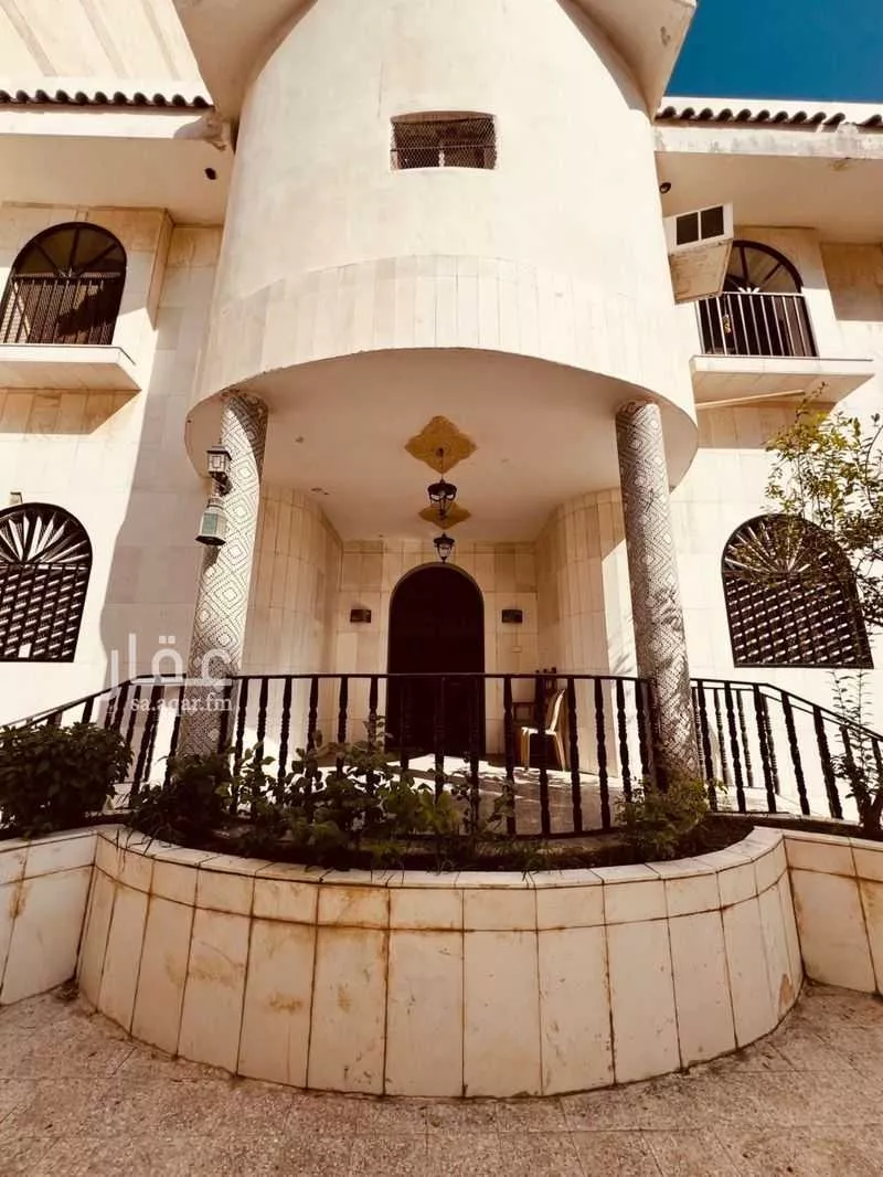 460 sqm building in Al Jamiah 4