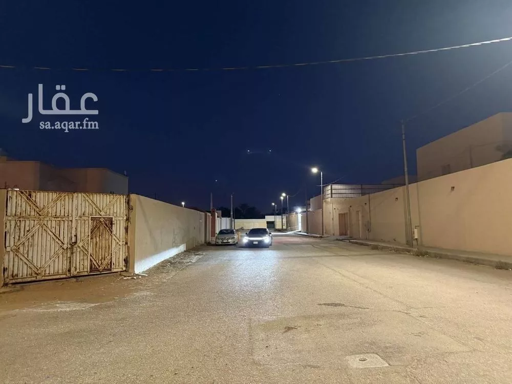 أرض 375 م² في بنبان 6