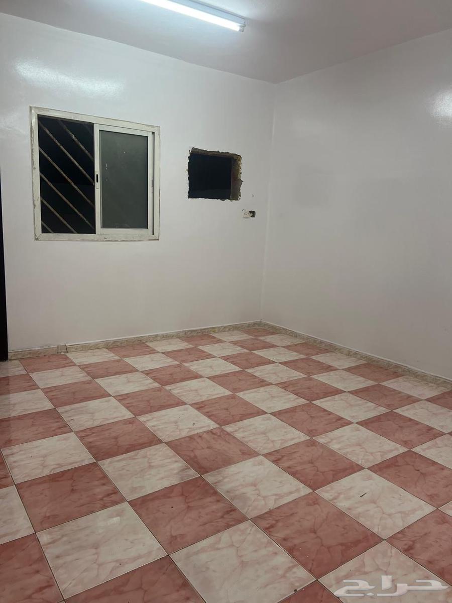 شقة 1 غرف في الجنادرية 3