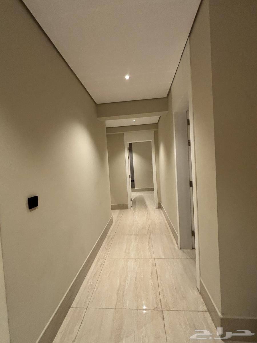 4 bedroom apartment in Al Aqiq 5