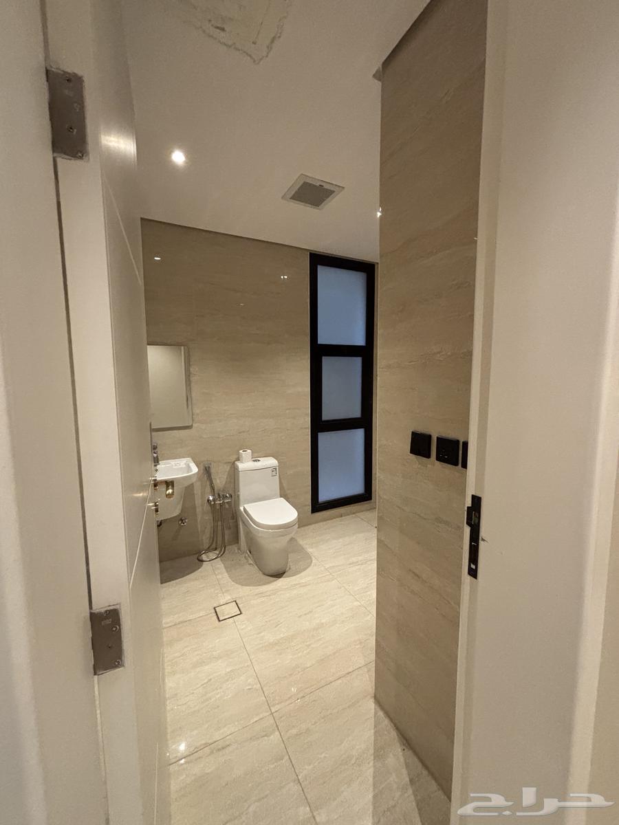 4 bedroom apartment in Al Aqiq 6