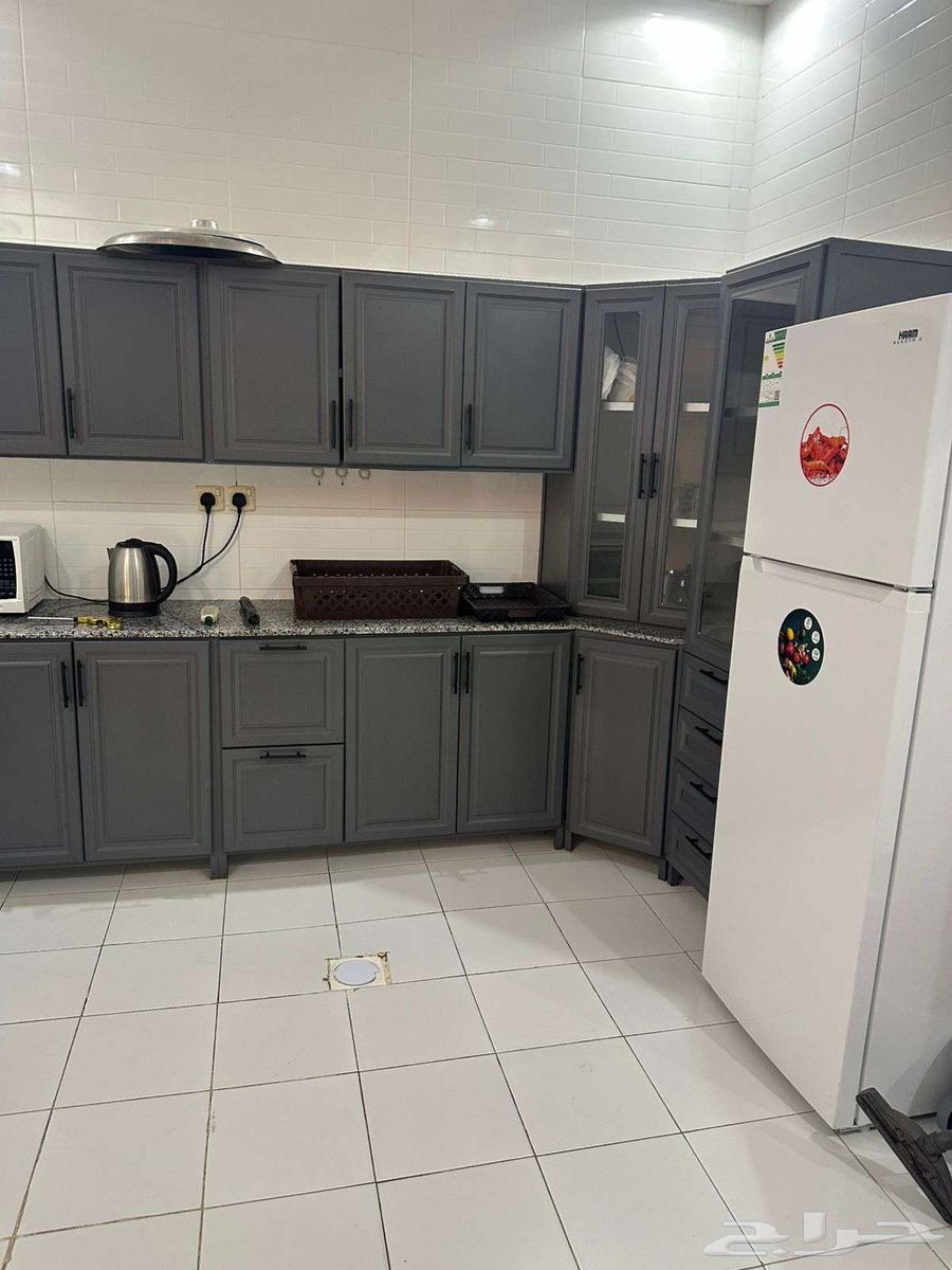 شقة 3 غرف في الرمال 7