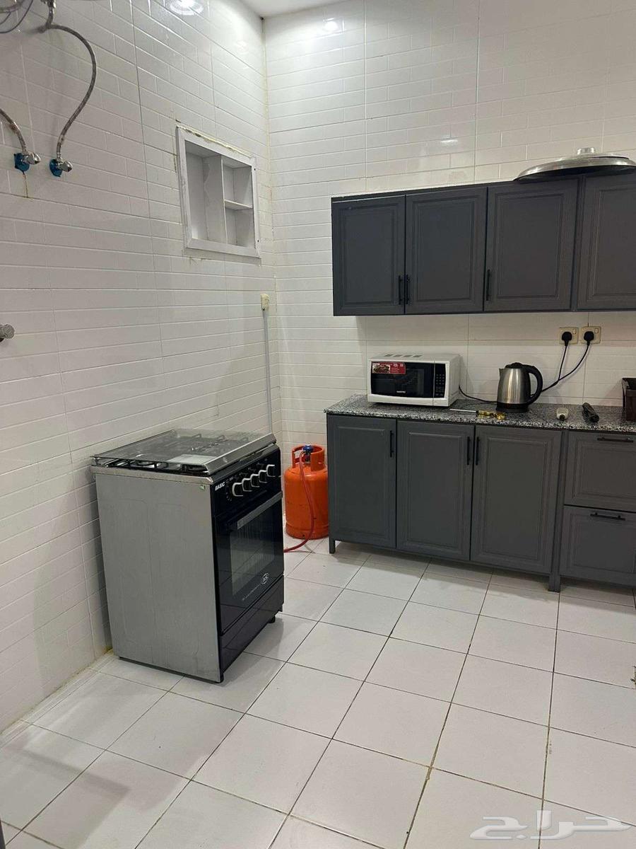 شقة 3 غرف في الرمال 8