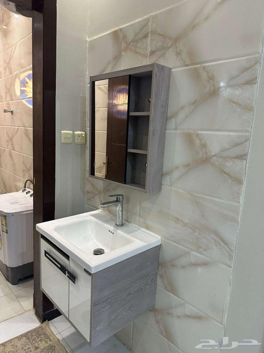 شقة 3 غرف في الرمال 10