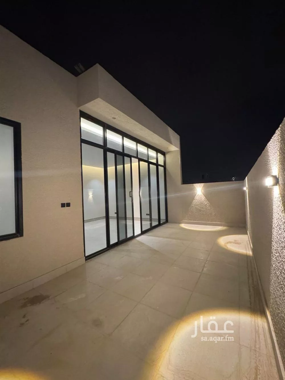 فيلا 4 غرف في النرجس 23