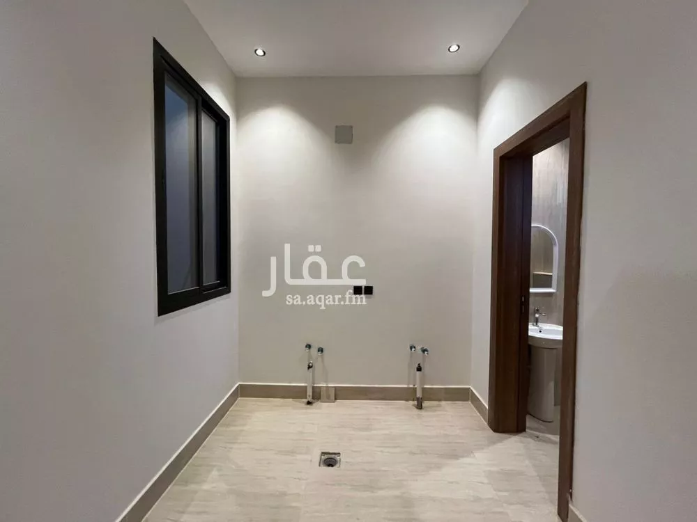 5 bedroom villa in Al Mahdiyyah 24