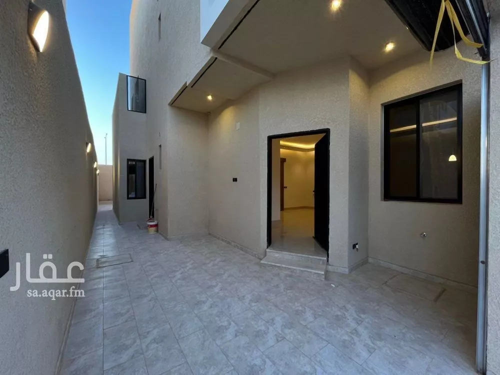 5 bedroom villa in Al Mahdiyyah 7