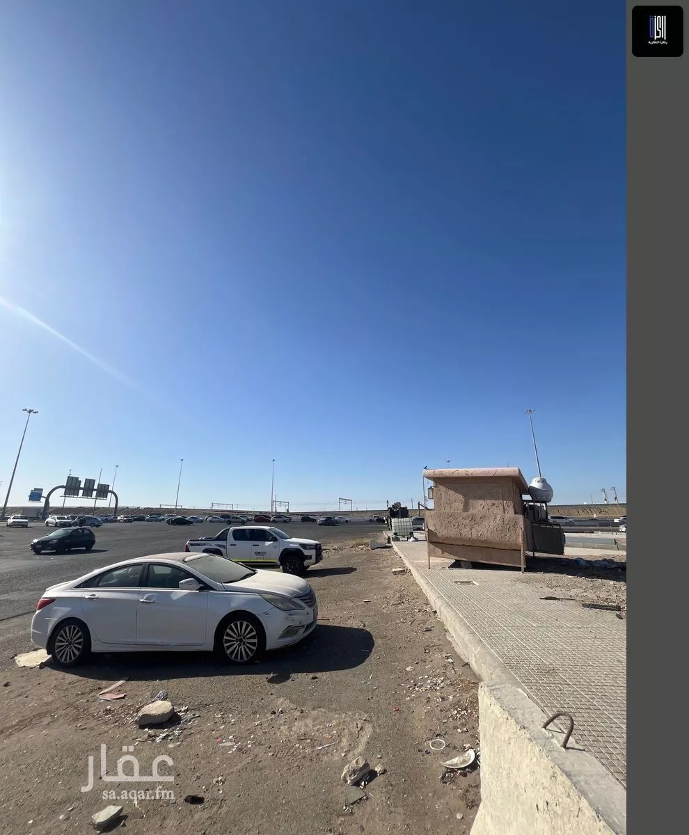 أرض 900 م² في المروة 7