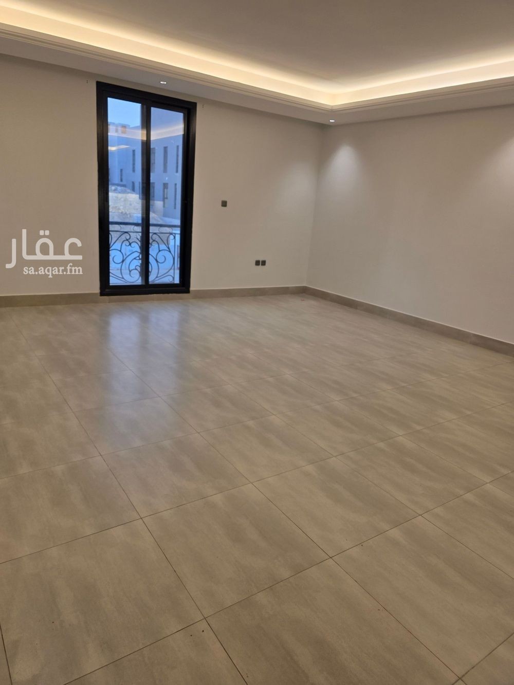 3 bedroom apartment in Al Malqa 10