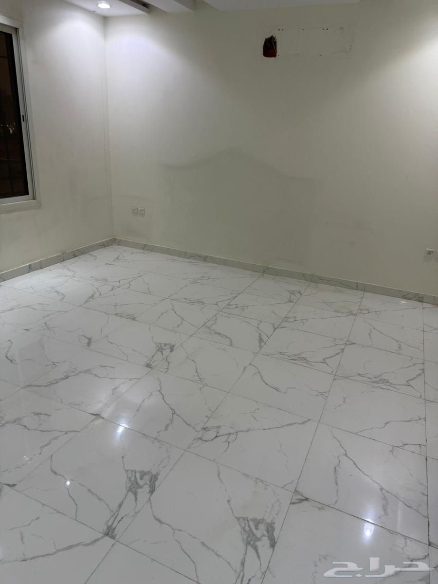 فيلا 5 غرف في الخليج 11