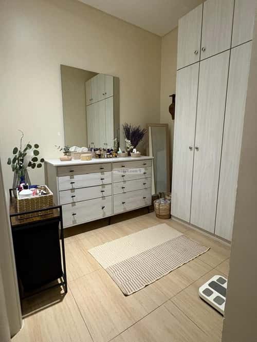 شقة 3 غرف في النخيل 4