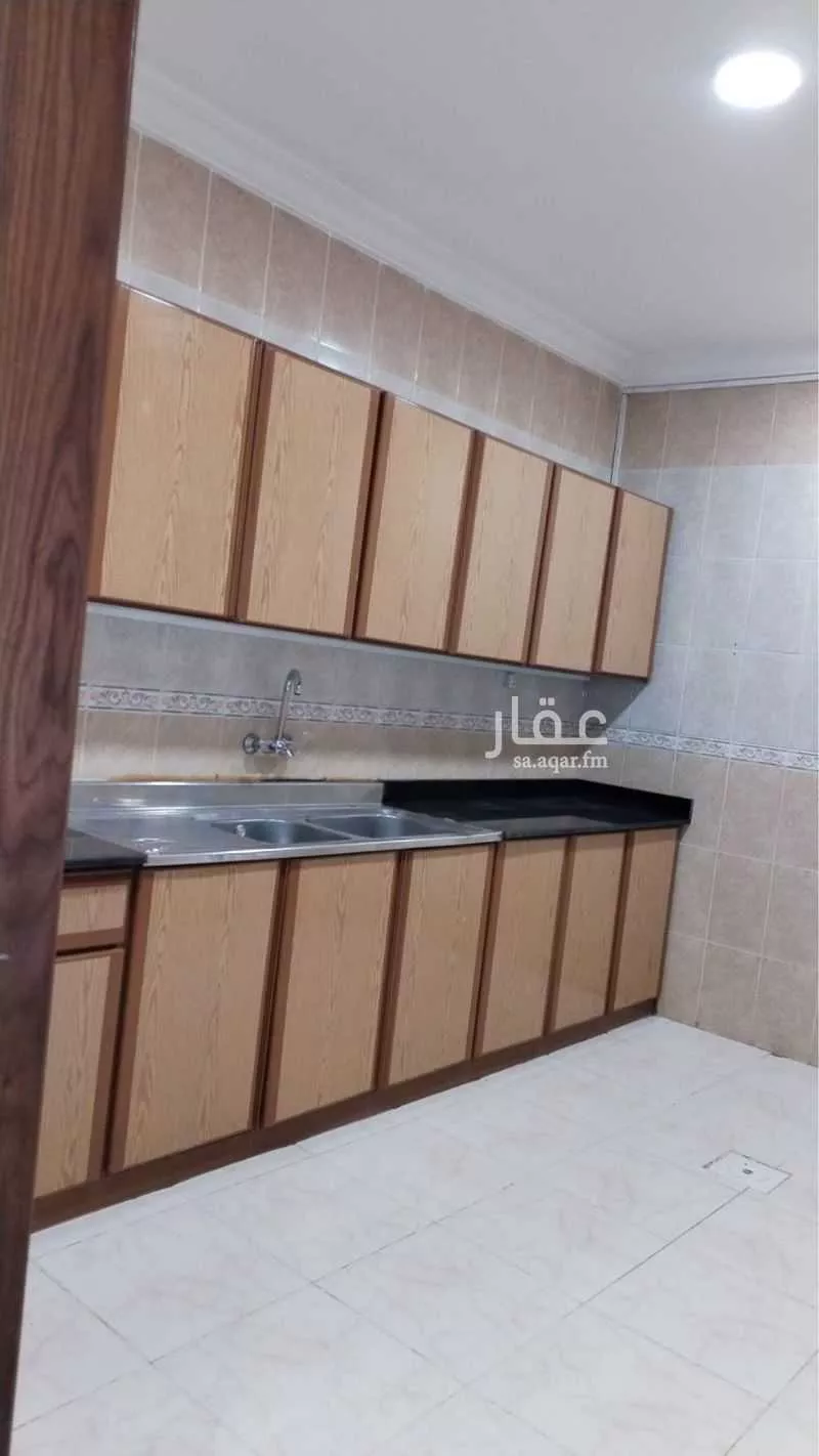 شقة 3 غرف في الروضة 6