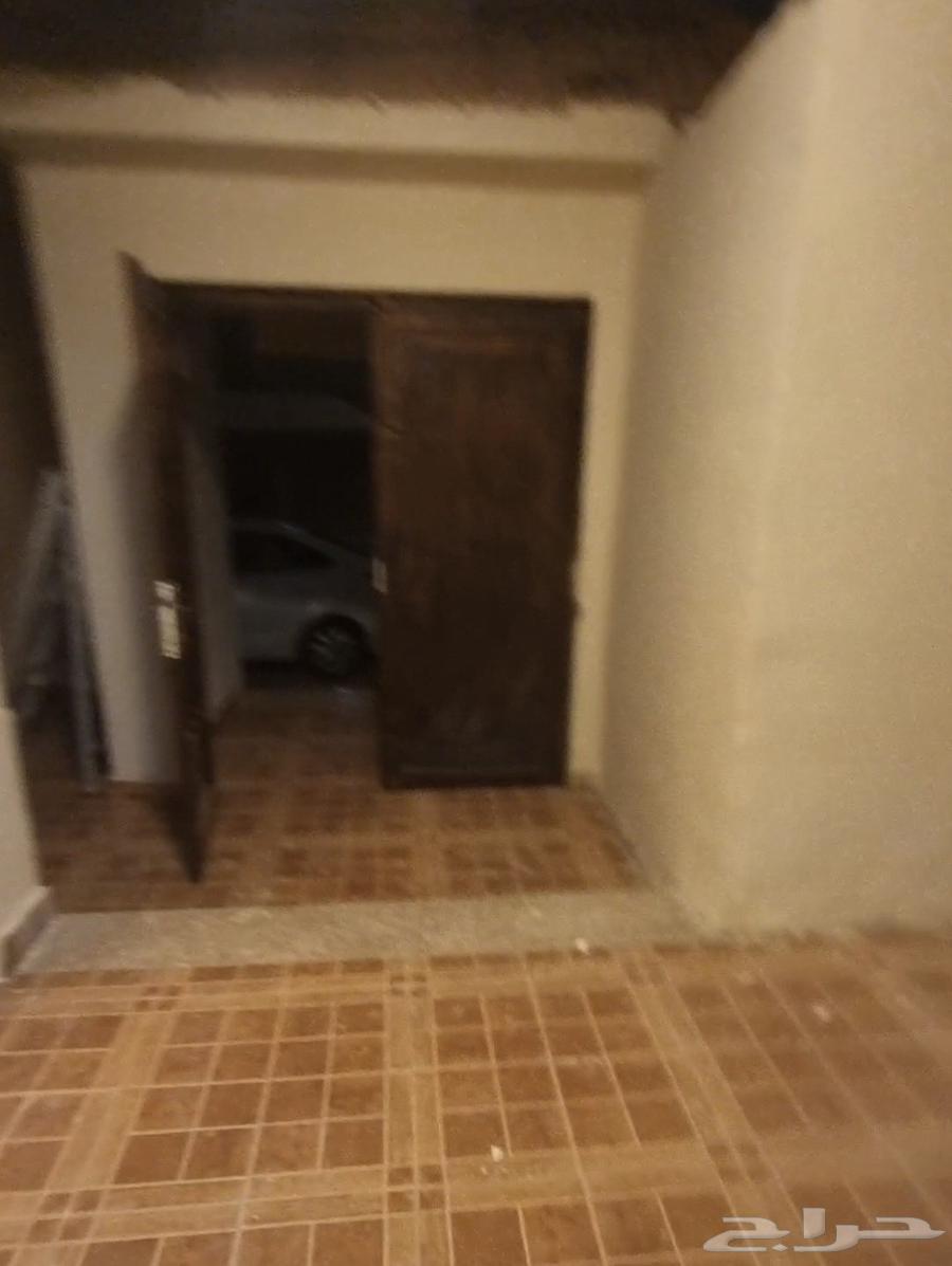 شقة 5 غرف في بدر 3