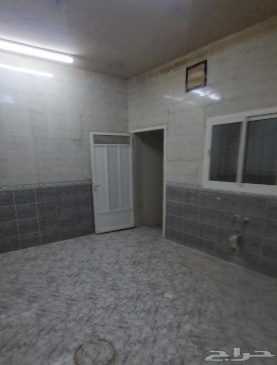 شقة 5 غرف في بدر 9