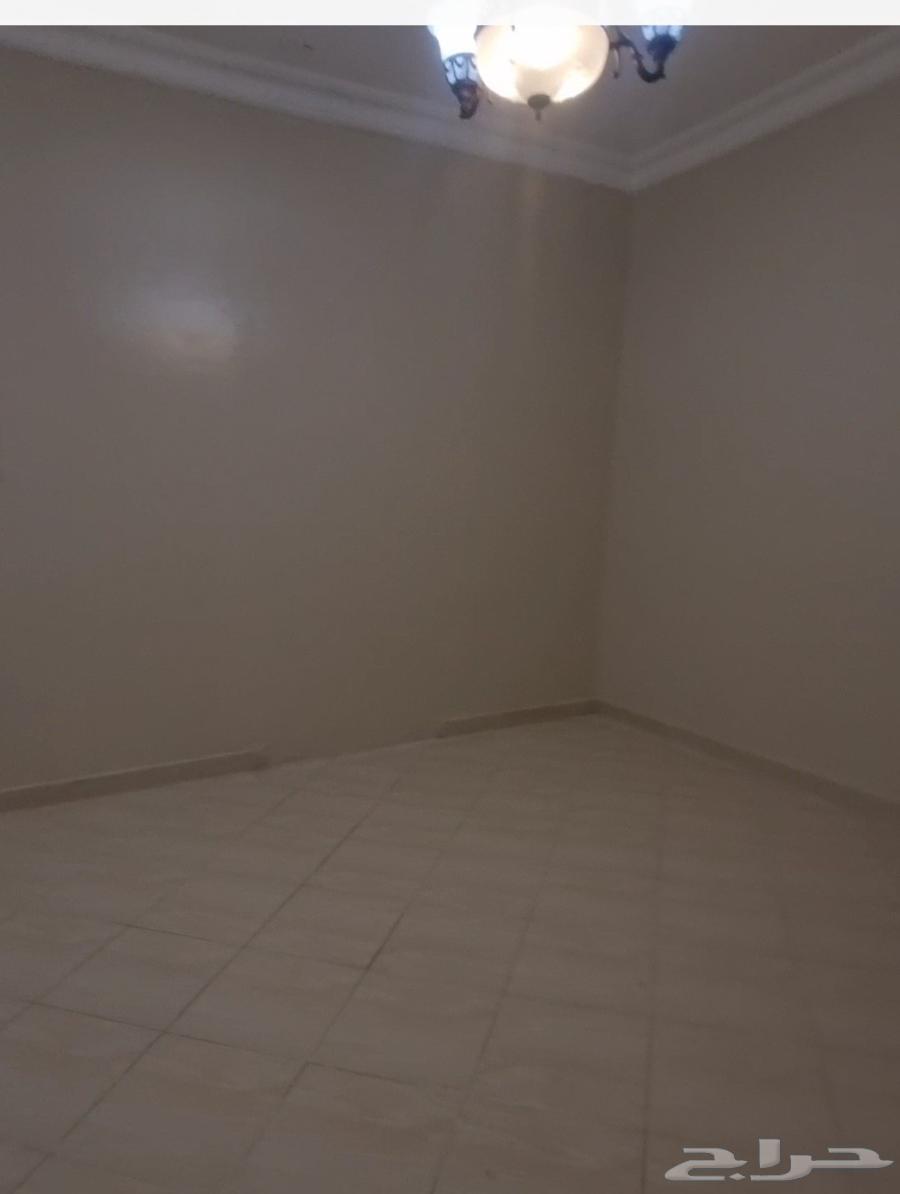 شقة 5 غرف في بدر 10