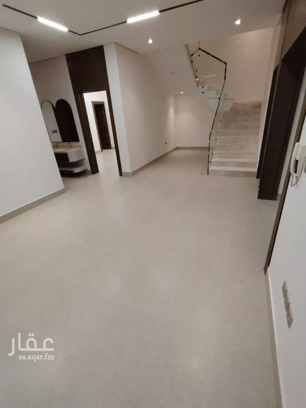 فيلا 4 غرف في الرمال 4