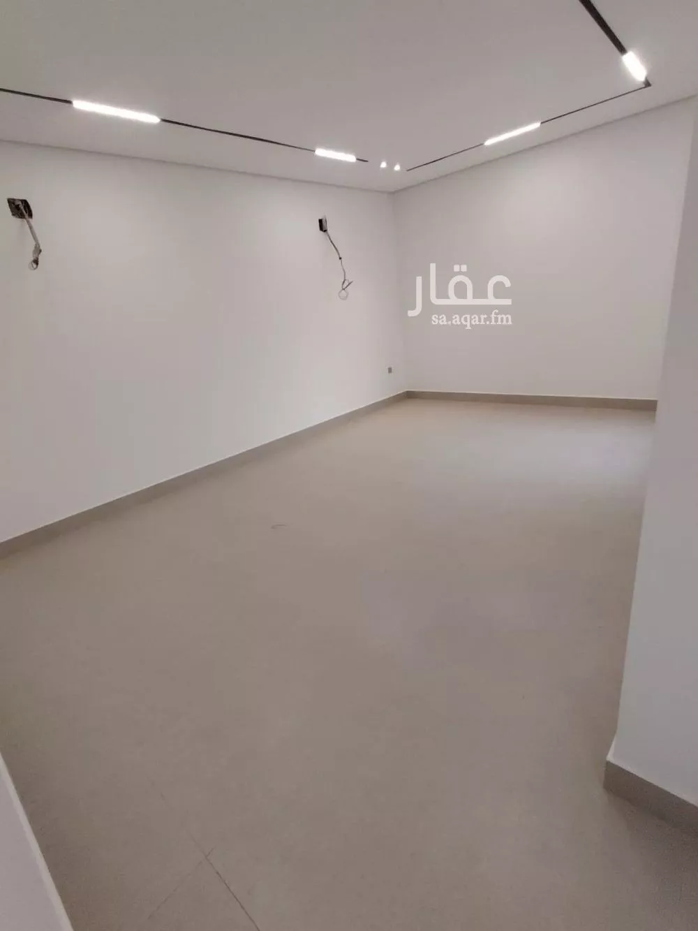 فيلا 4 غرف في الرمال 8