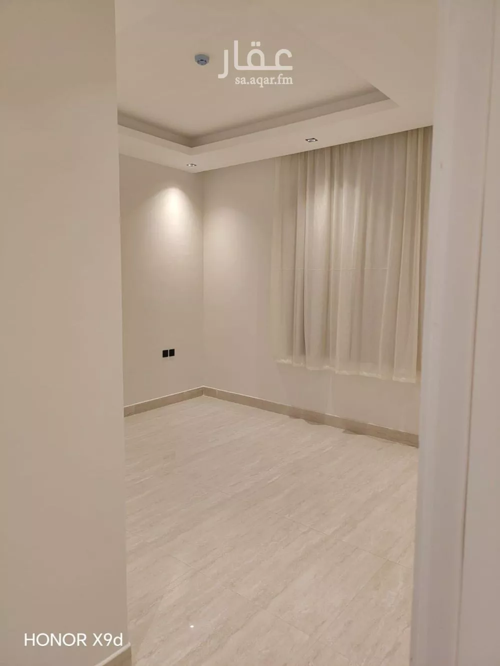 شقة 3 غرف في الملقا 11