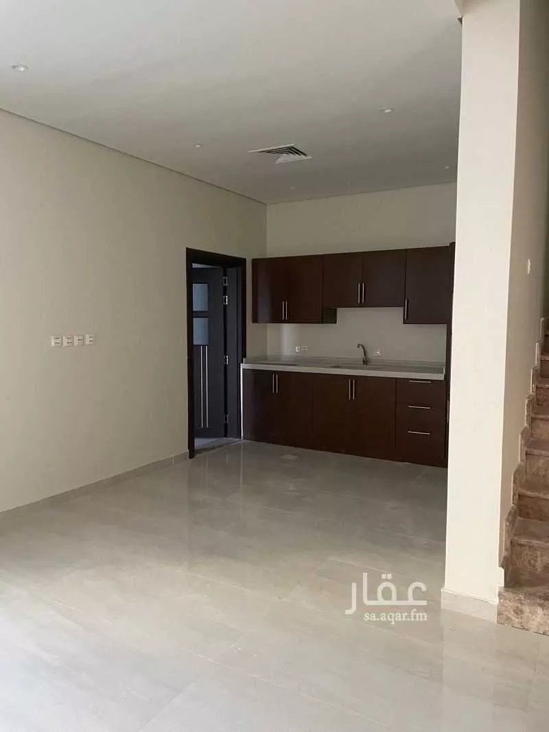 فيلا 6 غرف في الراكة الجنوبية 4