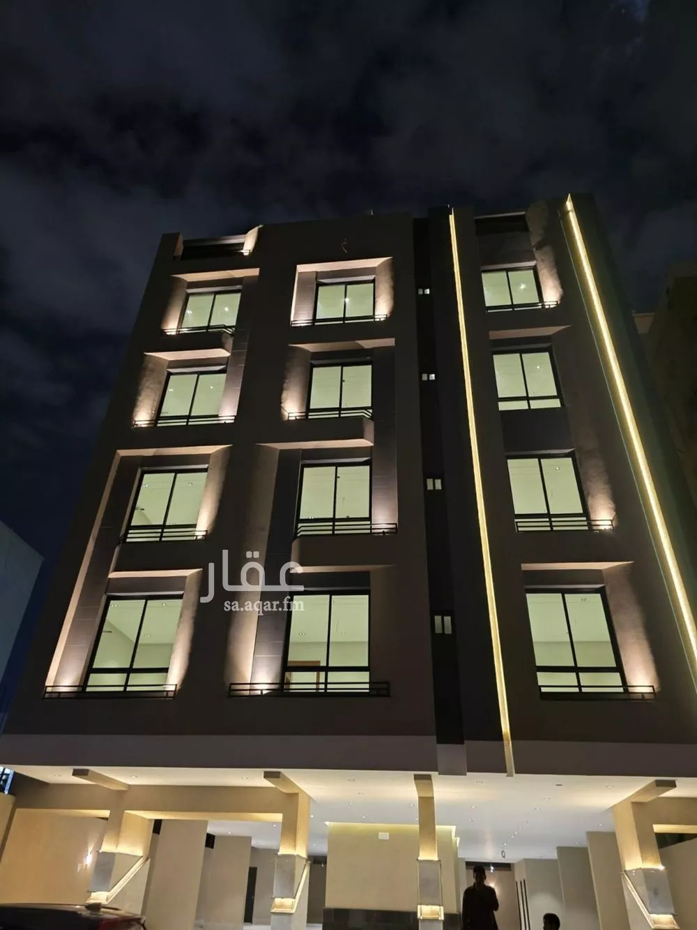 4 bedroom apartment in Al Salamah 10