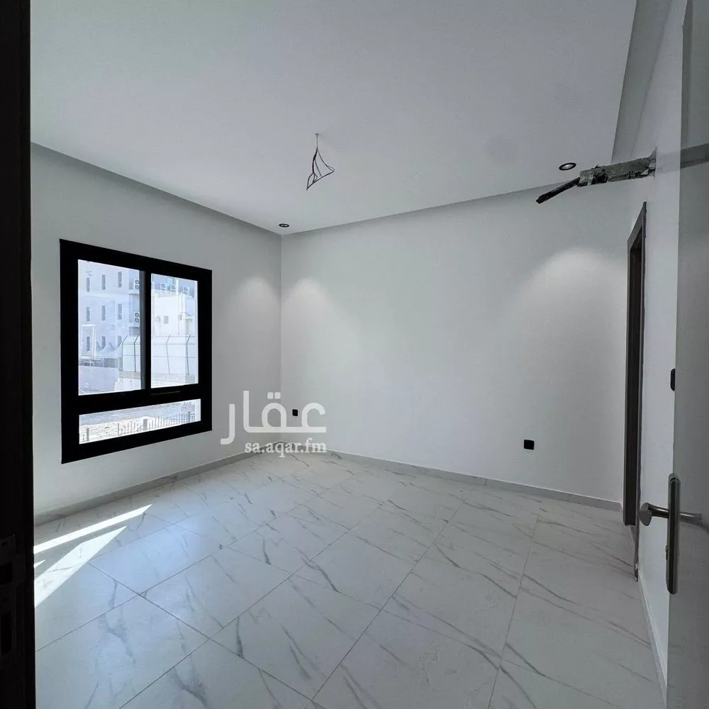 4 bedroom apartment in Al Salamah 12