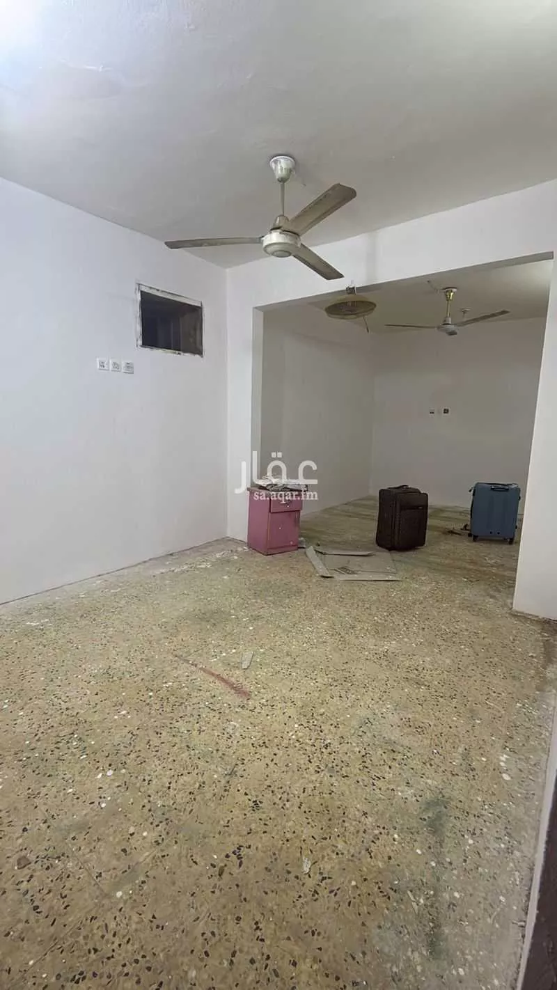 عمارة 783 م² في الجنادرية 4