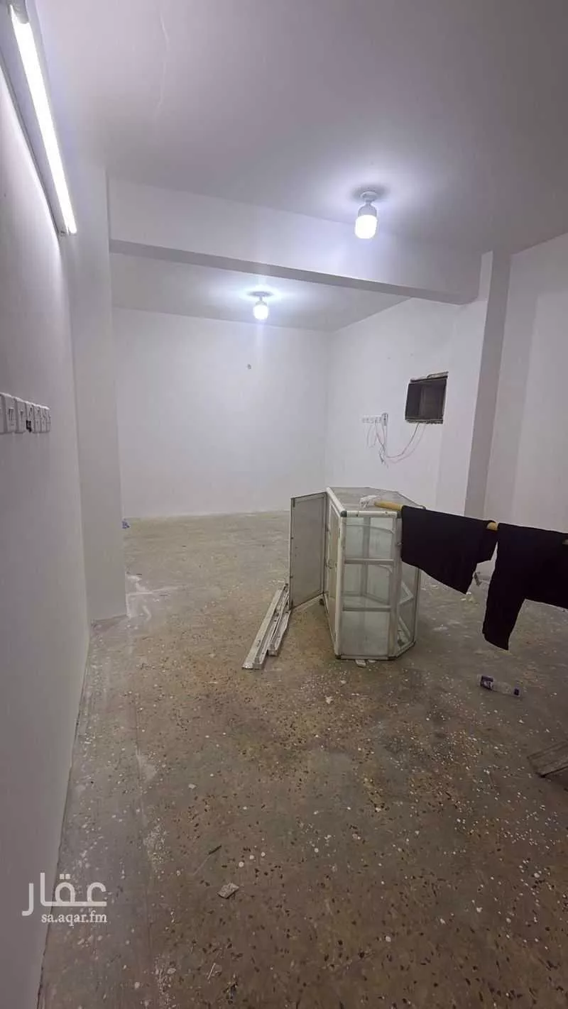 عمارة 783 م² في الجنادرية 6