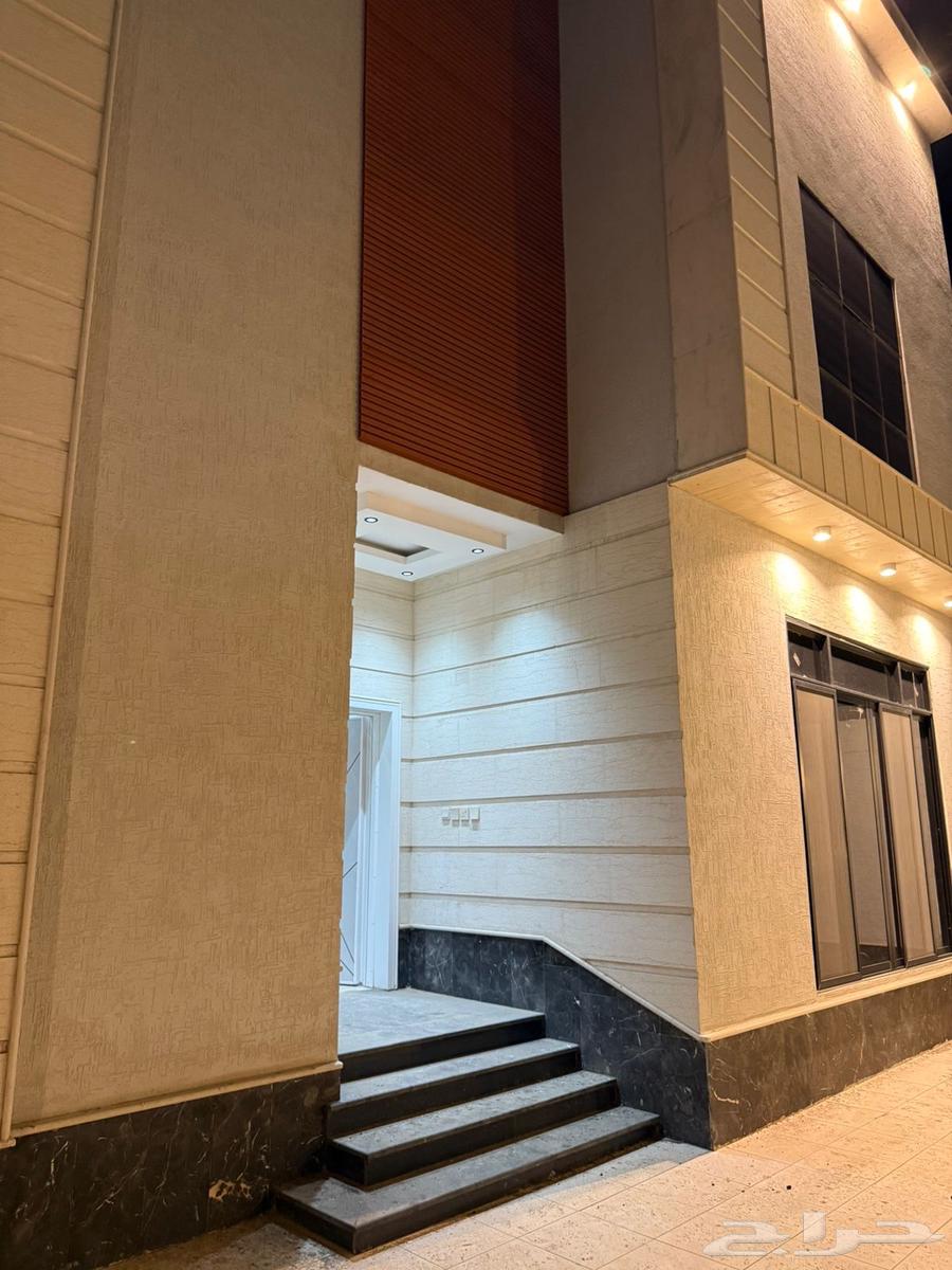 6 bedroom villa in Al Salam 13